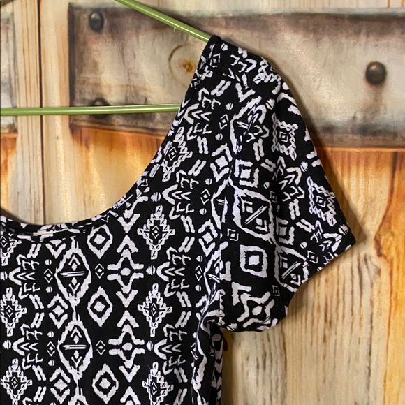 ❤️5 for $20❤️Bobbie Brooks Black and White Short Sleeve Dress - Picture 6 of 6